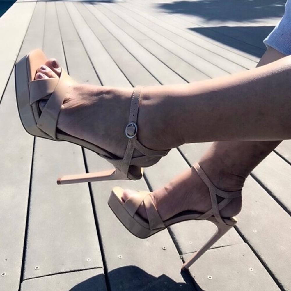 New Forever 21 Nude platforms last one size 9 - Picture 7 of 8
